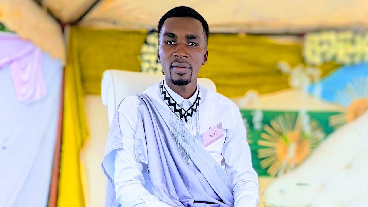 Mc Rugwiro afite impano idasanzwe dore ibyo akomeze mubukwe abantu baratembagara😂😂