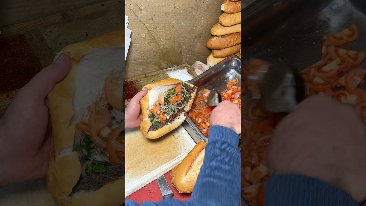 #reklam adana usul&uuml; ekmek arası tantuni.