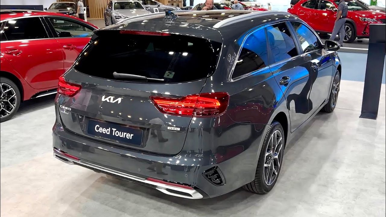 Новый KIA Ceed Tourer (SW) 2022 - ПЕРВЫЙ ВЗГЛЯД и ОБЗОР (экстерьер, интерьер, багажник)