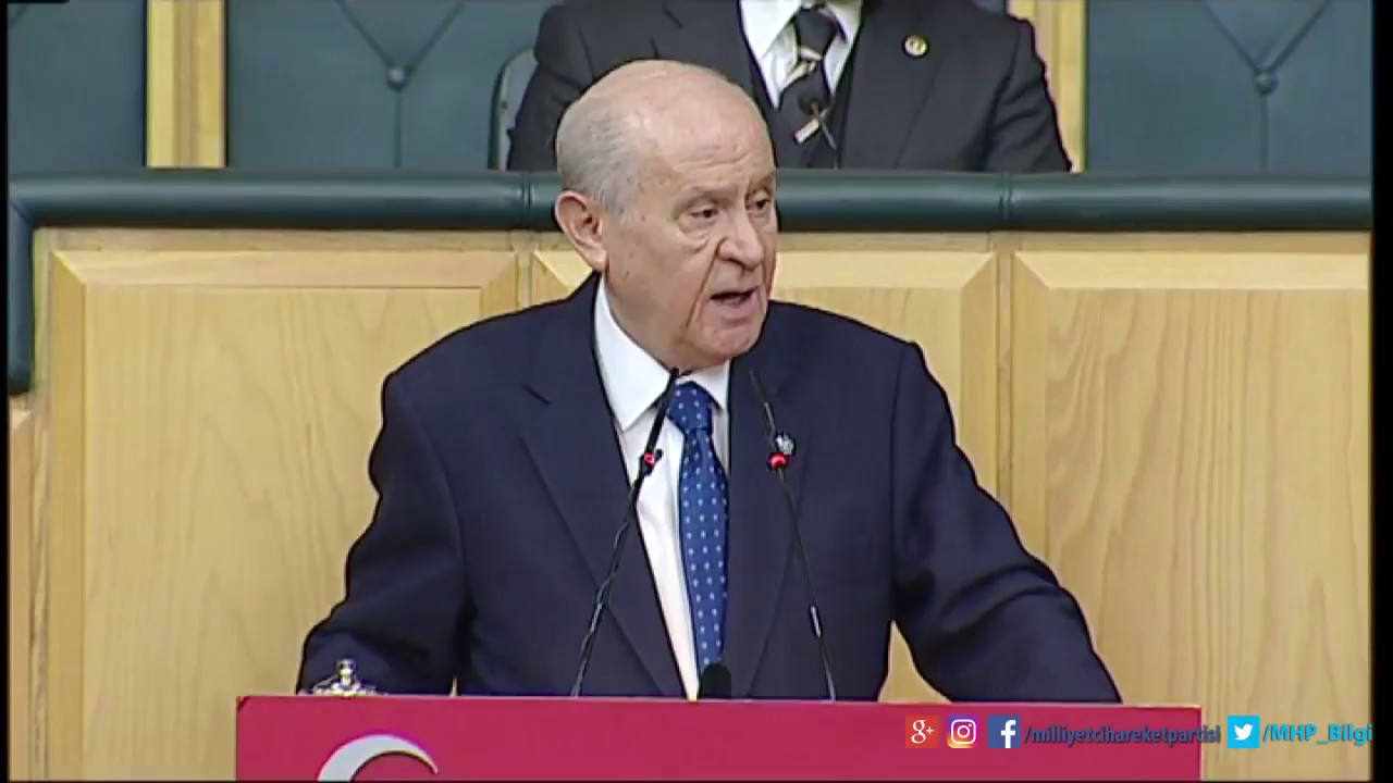 Biraz adam olmalarını isteyeceğim, bunalıma gireceklerini bildiğimden vazgeçiyorum