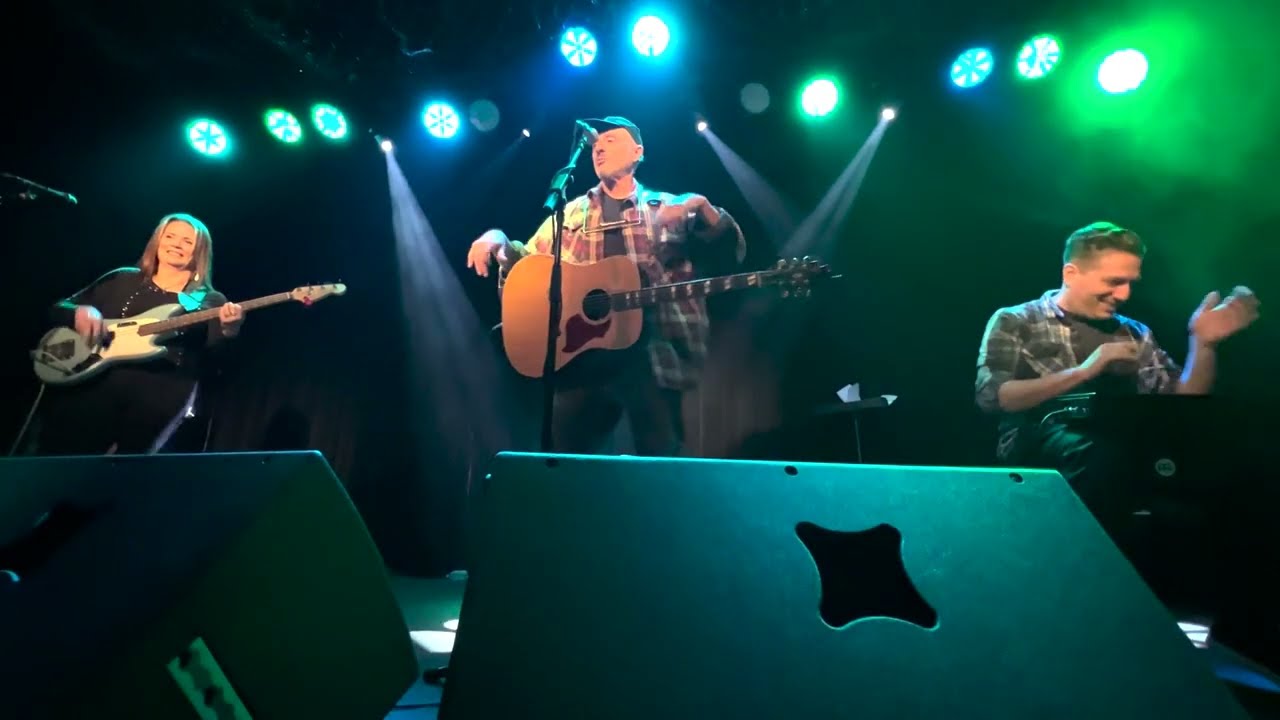 1 - Victor Wembanyama (Dan Bern w/ Holly Montgomery & Shai Korman) - Jammin' Java 2023-01-20