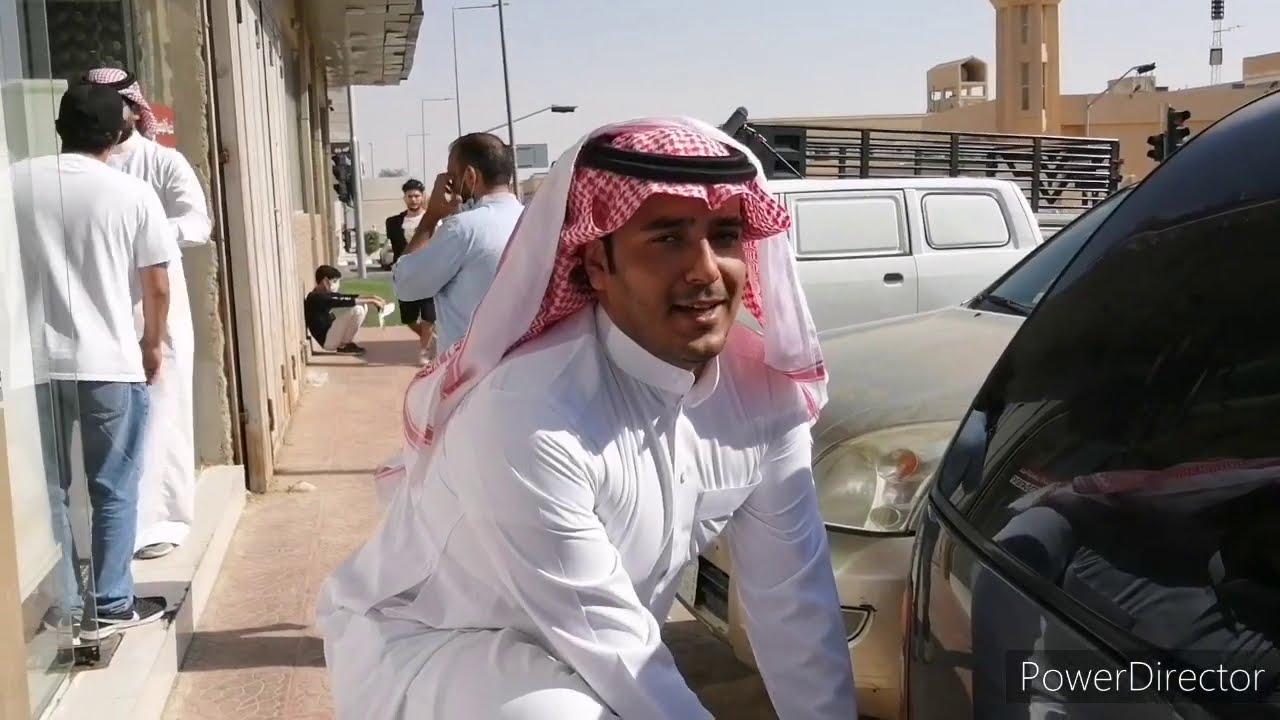 QUICK INTERVIEW OF A SAUDI ACTOR || ABDUL FATTAH || IN A SHOOTING FOR CINEMATIC PRODUCTION