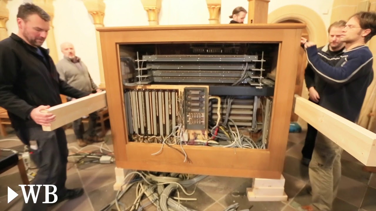 Spieltisch der Paderborner Domorgeln bekommt neues Innenleben