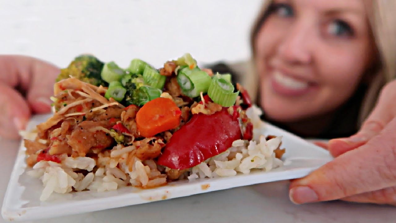ЛЕГКАЯ жареная курица с овощами в горшочке — мой НОВЫЙ ЛЮБИМЫЙ рецепт для быстрого приготовления!