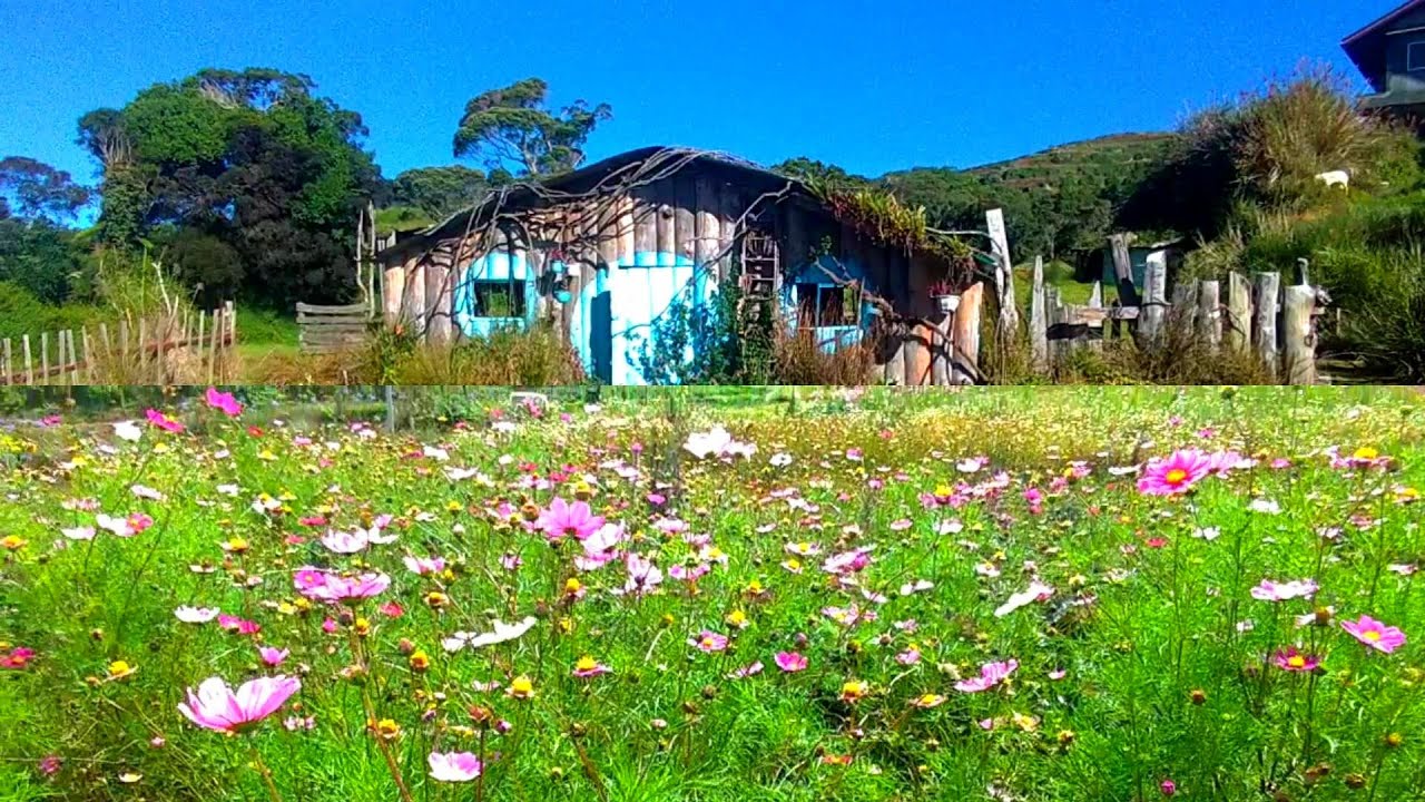 BEAUTIFUL HOBBIT GARDEN ABOVE THE MOUNTAIN/TRAVEL AT COUNTRYSIDE