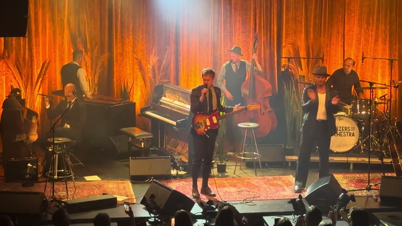Kaizers Orchestra - En for orgelet,en for meg                      