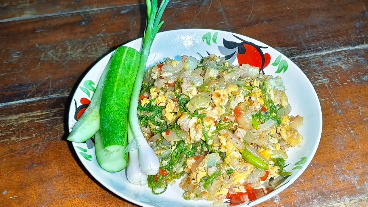 ไข่ผัดชะอมแหนม อร่อยแซ่บบบบ