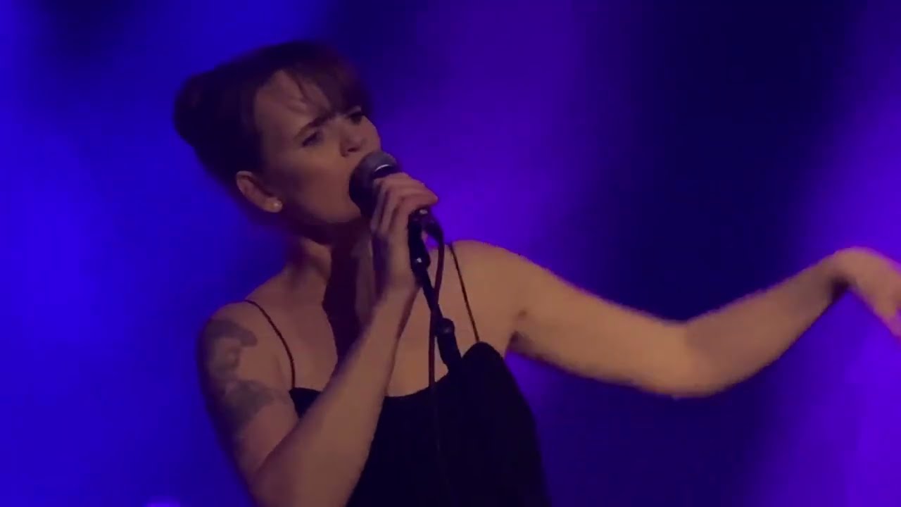 02/19 - Mattanja Joy Bradley (NL)