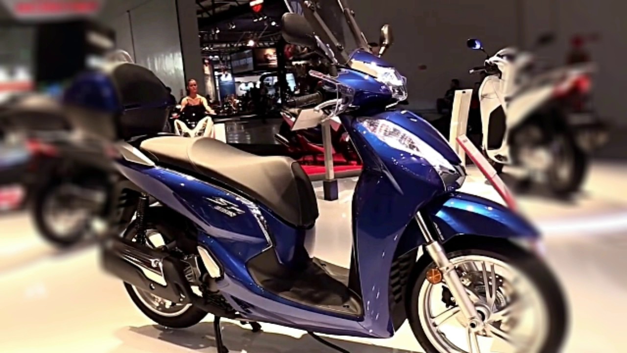 2017 Honda SH 300i Scooter First Impression
