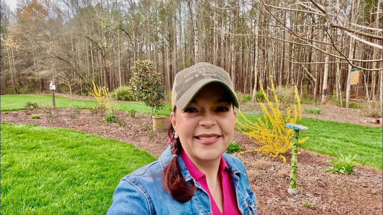 Early Spring Tour of the House Gardens