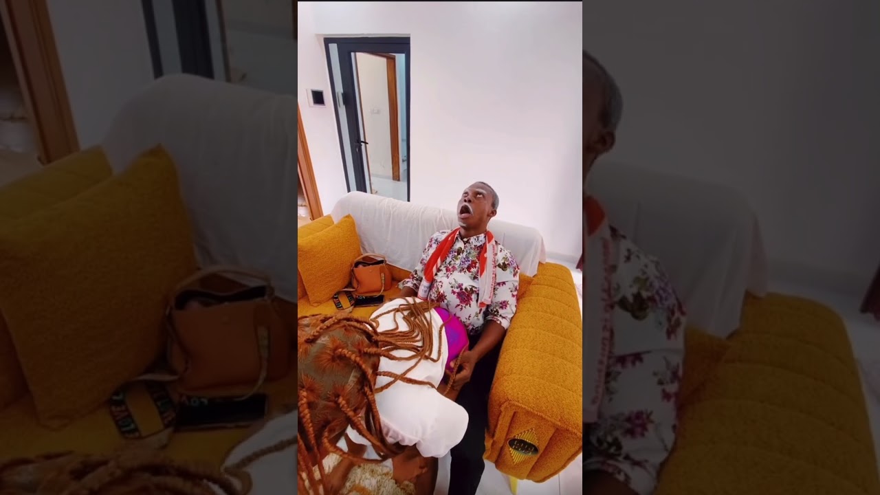 Vieux gnanweré tape la Go de son fils