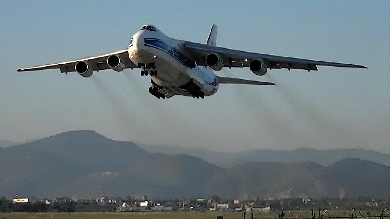 Antonov An-124-100 Ruslan Volga-Dnepr Airlines landing and take off at Pisa(LIRP).