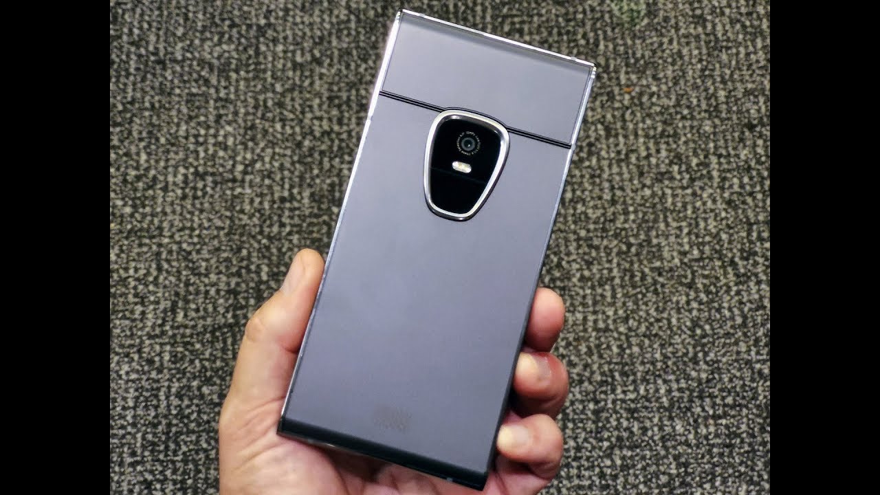 Sirin Labs Finney unboxing: a crypto phone with a cold storage wallet!