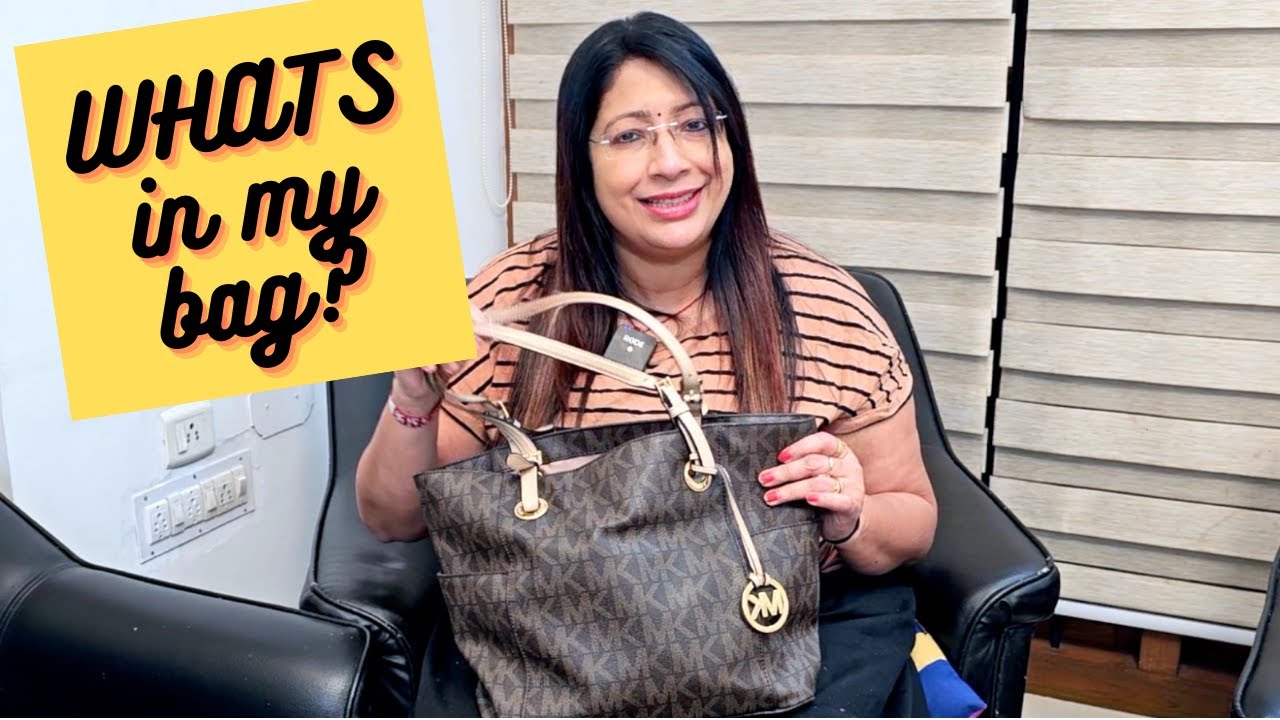 എന്റെ ബാഗ് തുറന്നാൽ | Whats in my Bag? | Lekshmi Nair