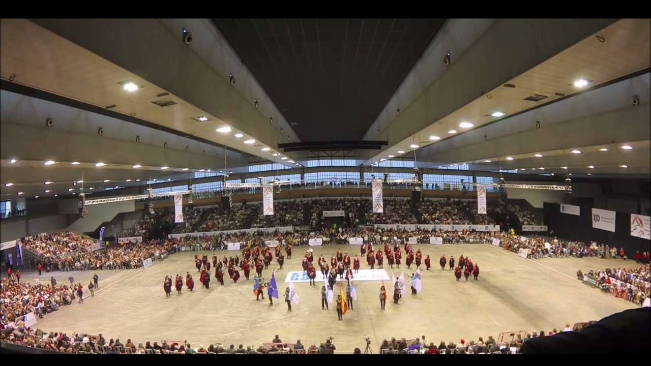 ACTUACIÓN DA RONDALLA DO CC 
