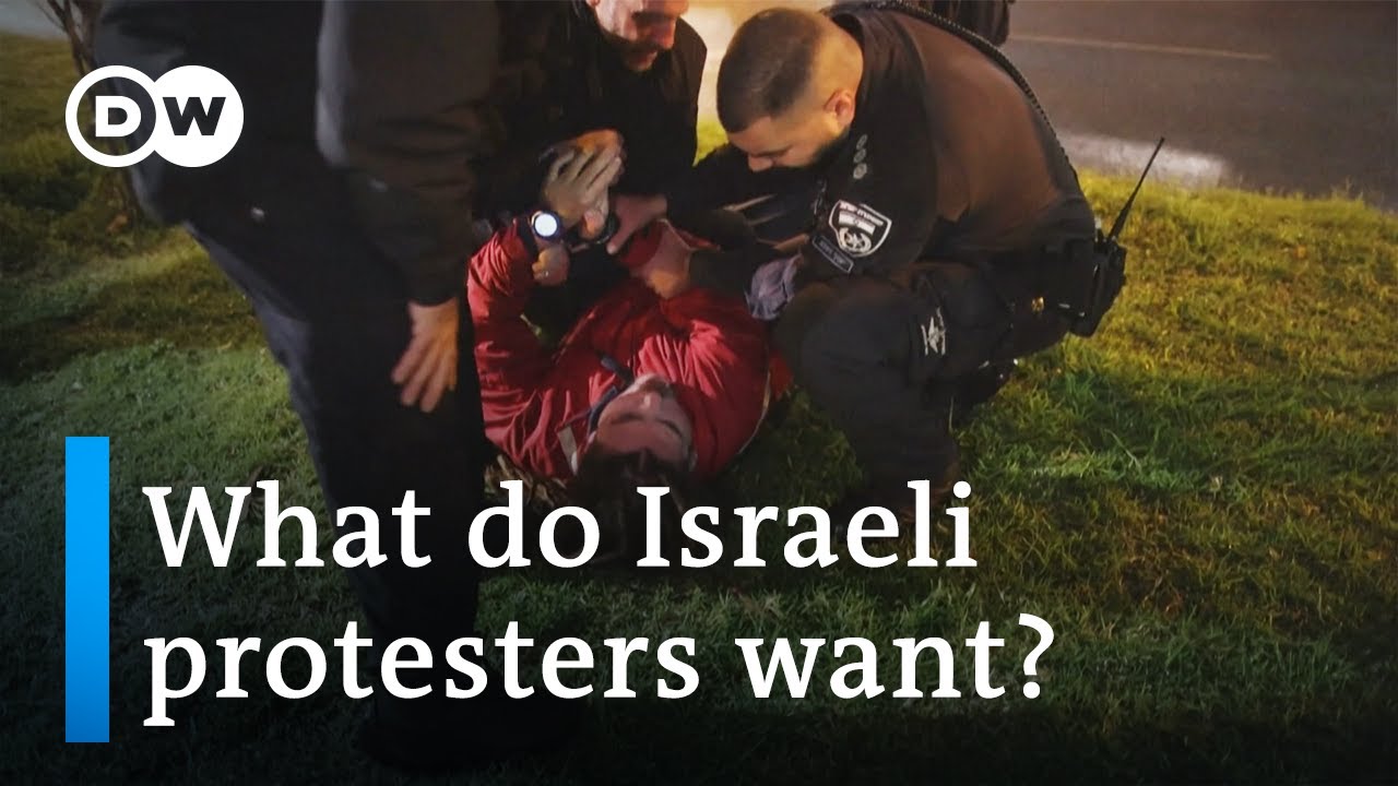 Israeli police clash with anti-government protesters in Tel Aviv | DW News