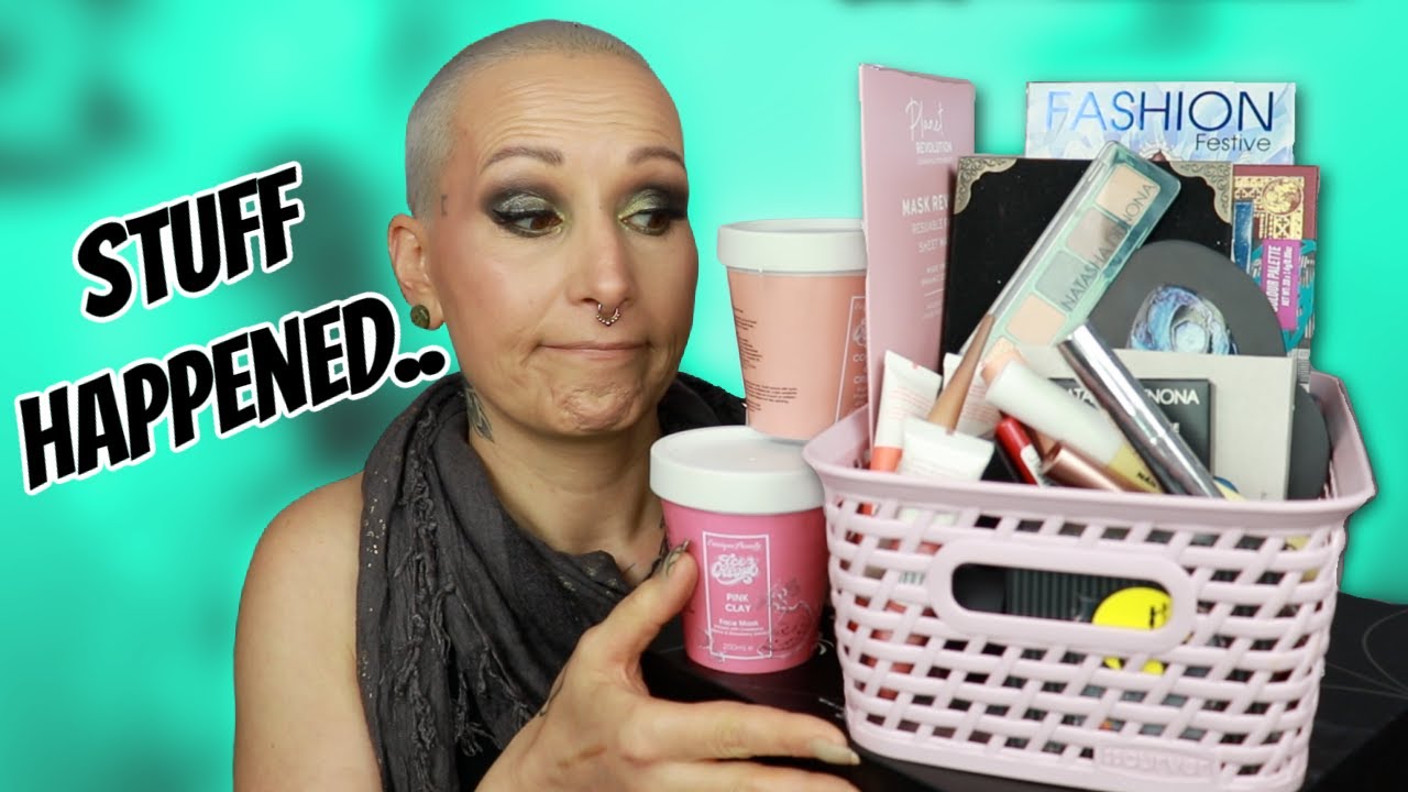 Monthly Collected Makeup Haul | Eyeshadow palettes and Spooky stuff!