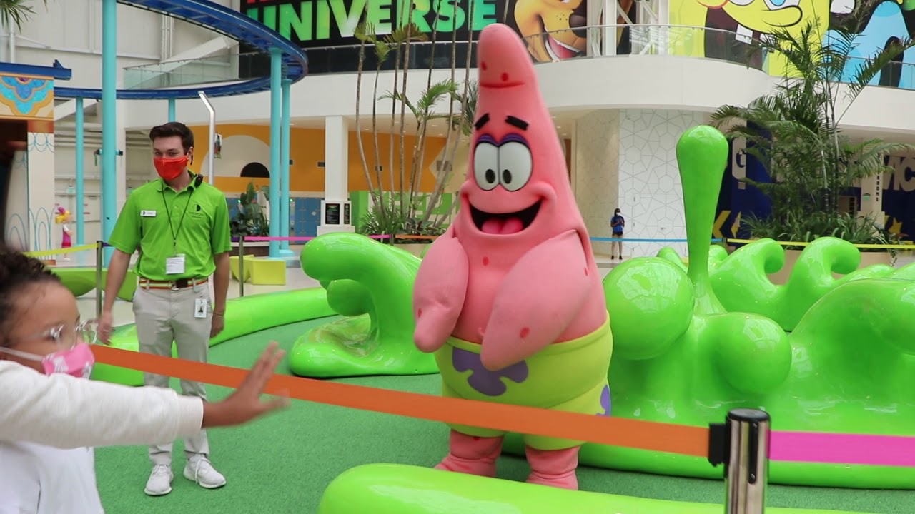 Nickelodeon Universe! Am I DREAMING?