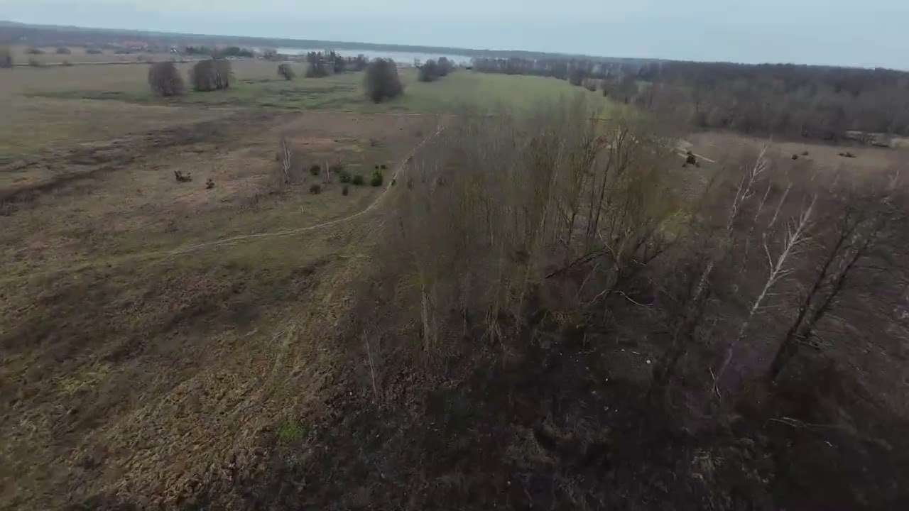 DJI Avata 2 nad Piszem lata.