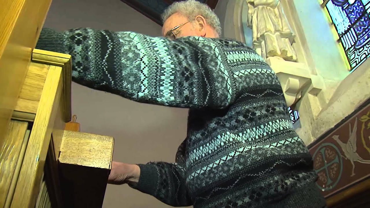 Luçon: l'orgue de la chapelle Ste Thérèse