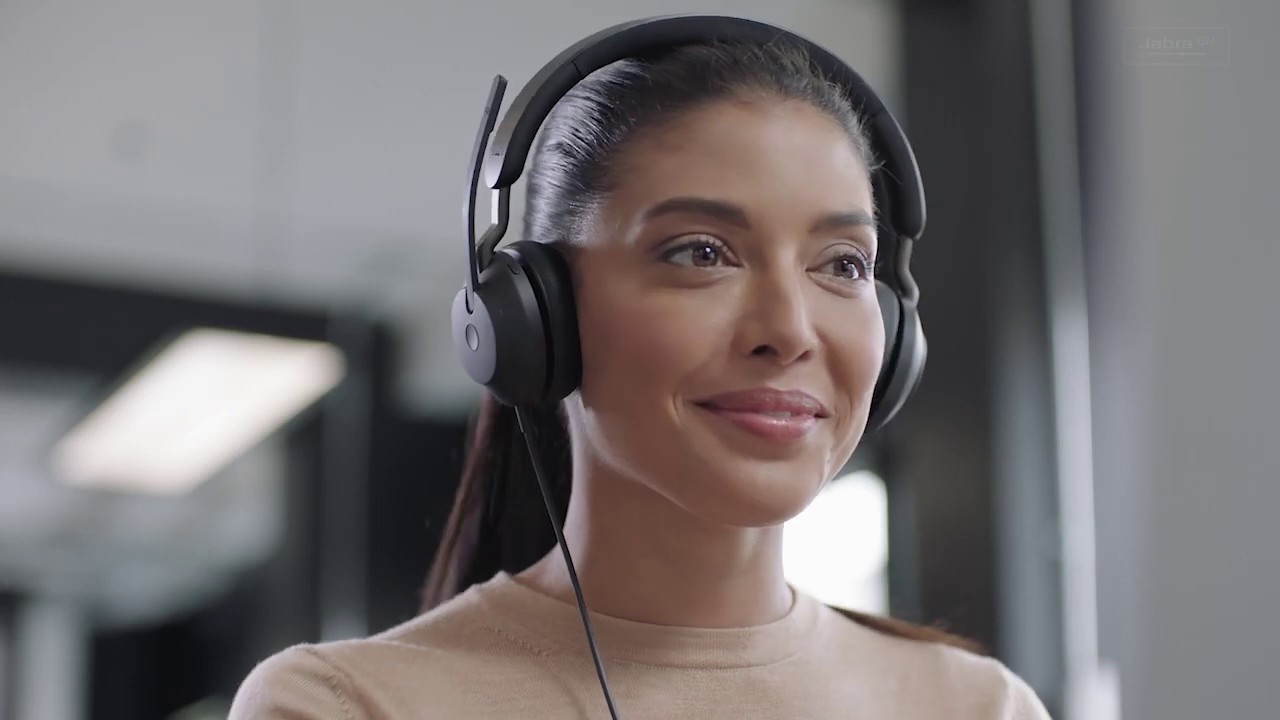 Jabra Evolve2 40 - It&rsquo;s the new standard