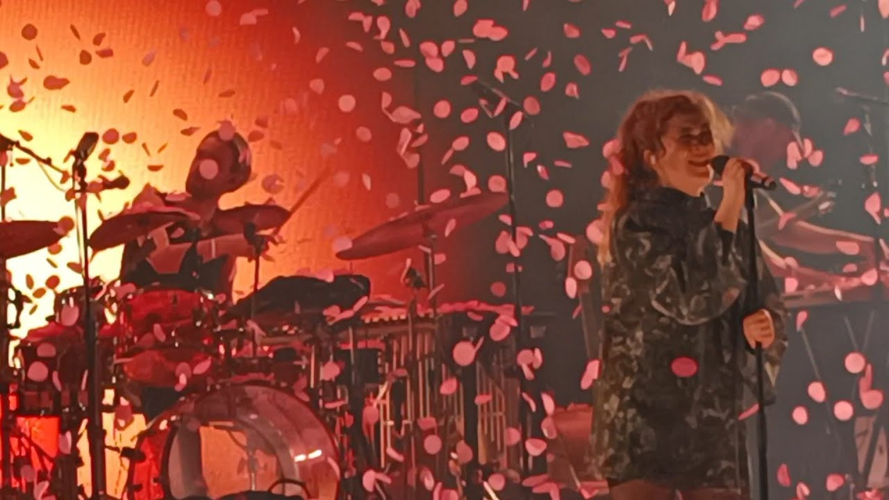 Emilie Nicolas - 'Feel Fine' - Live at Sentrum Scene - Oslo - November 3, 2024, Norway