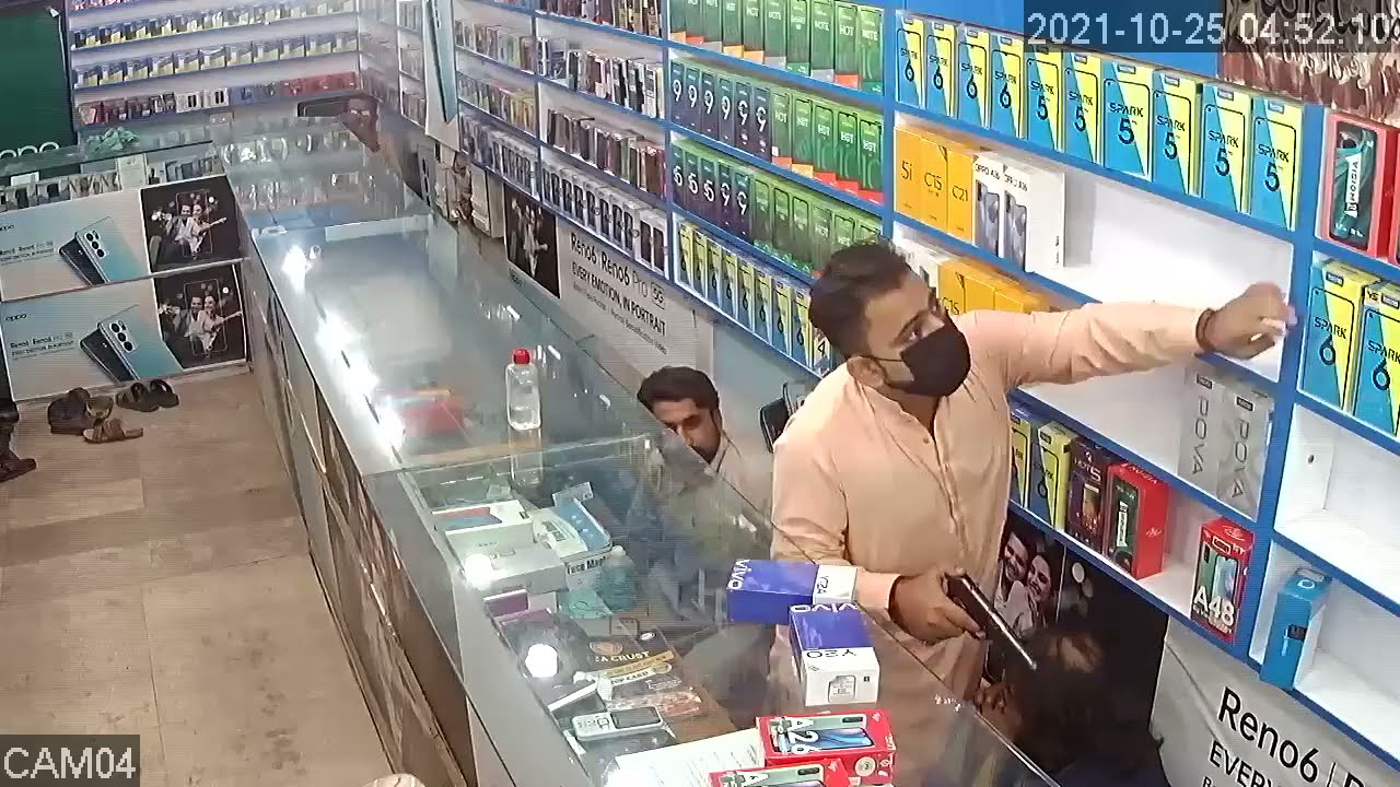 Chor Mobile Shop ka safia kr Gay | Big robbery of Mobile at Shop CCTV Viral Video