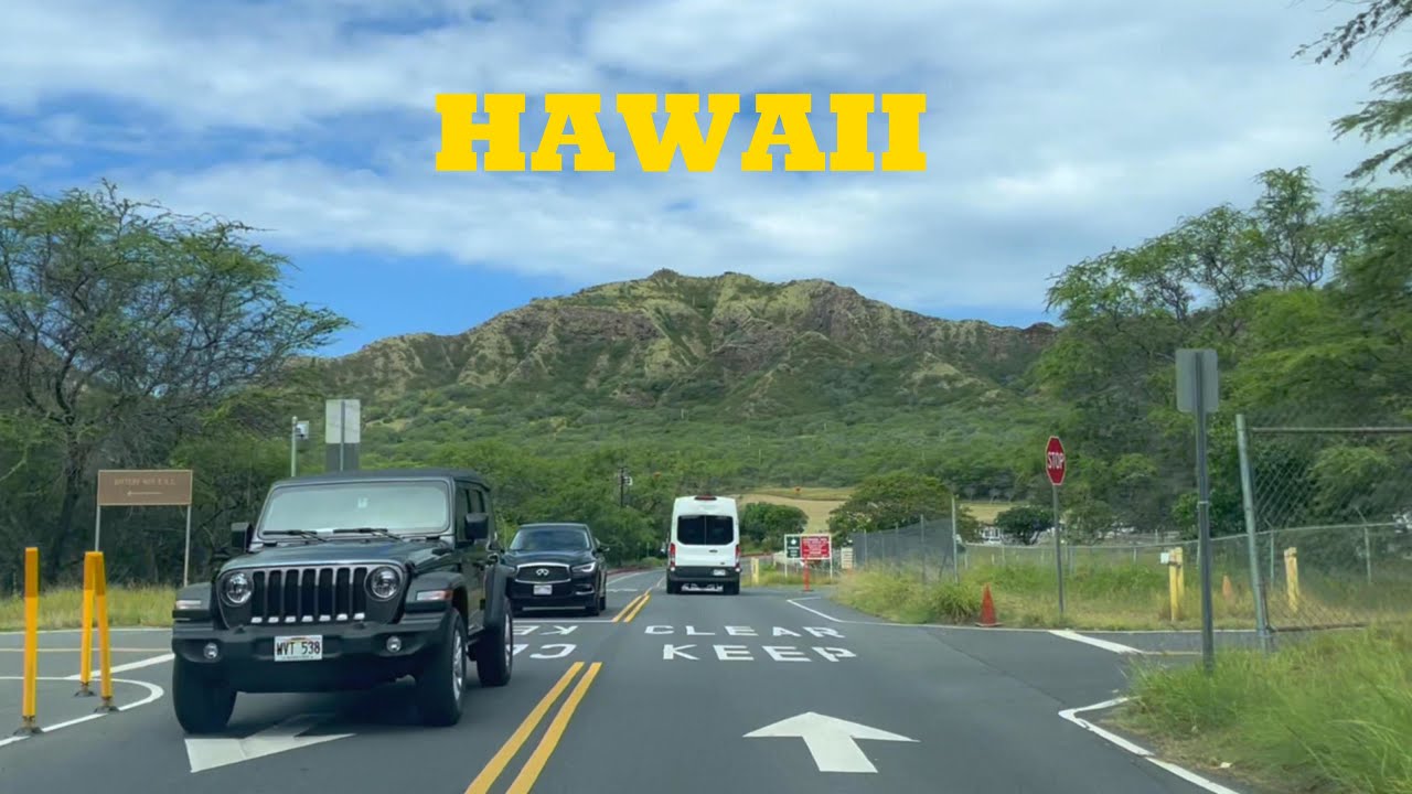 Driving from Waikiki to Diamond Head | Oahu, Hawaii
