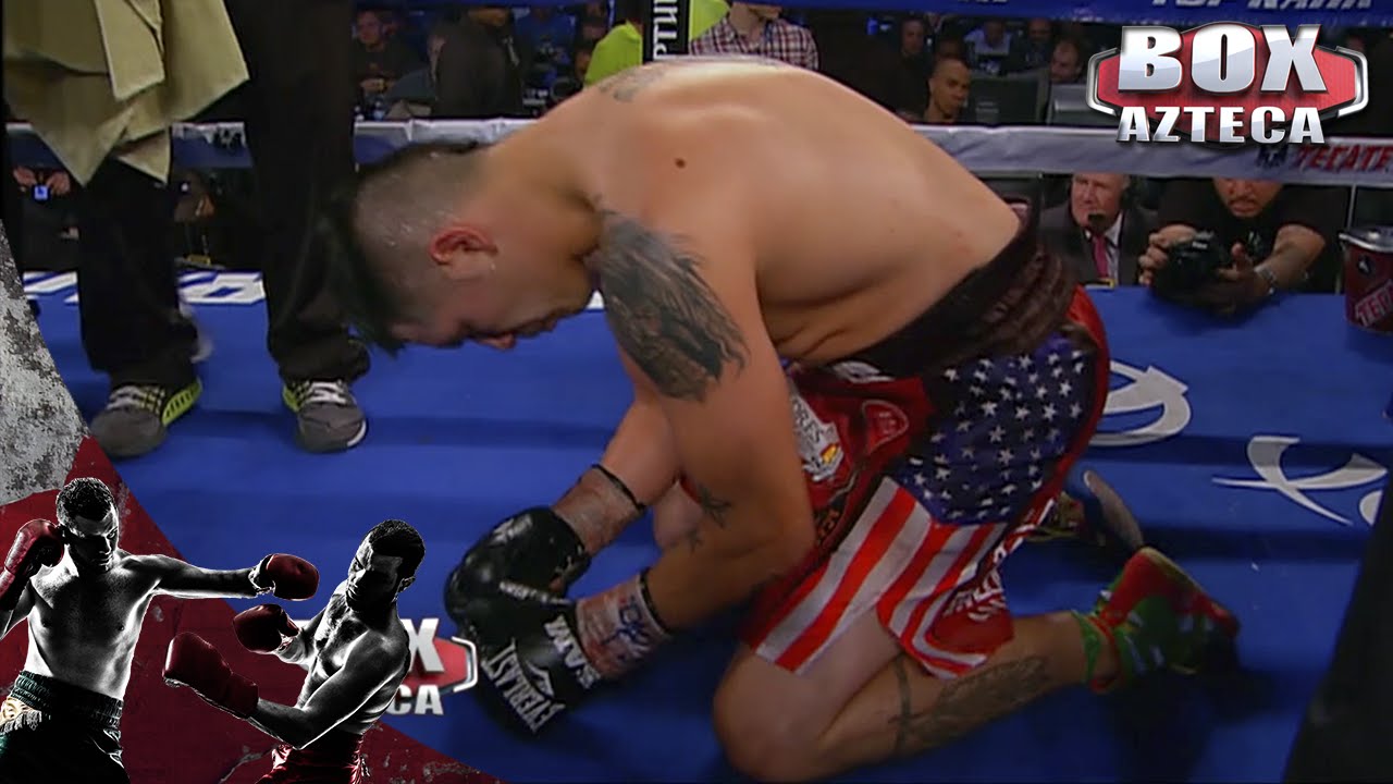 Brandon Ríos no tuvo piedad de Mike Alvarado
