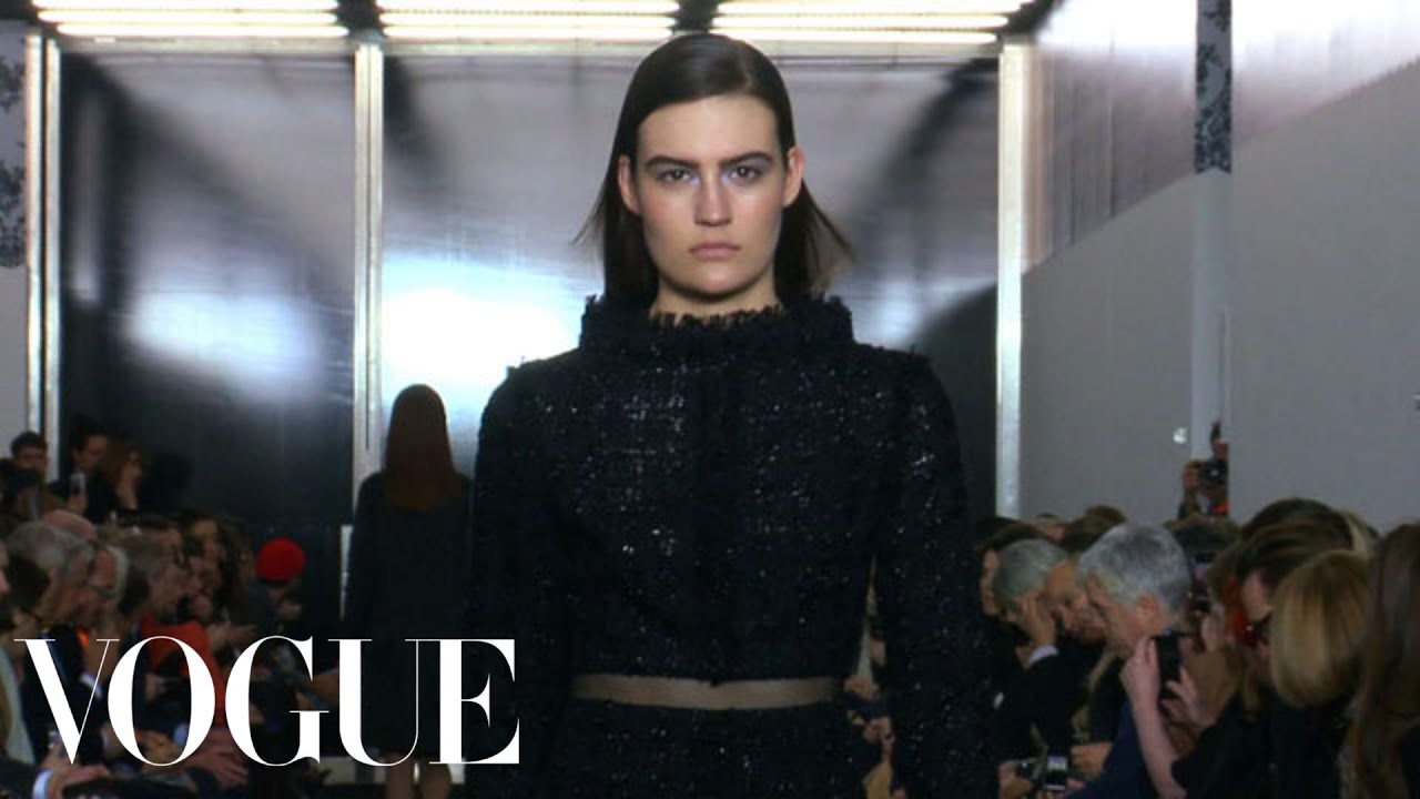 Fashion Show - Fall 2013 Ready-to-Wear: Erdem