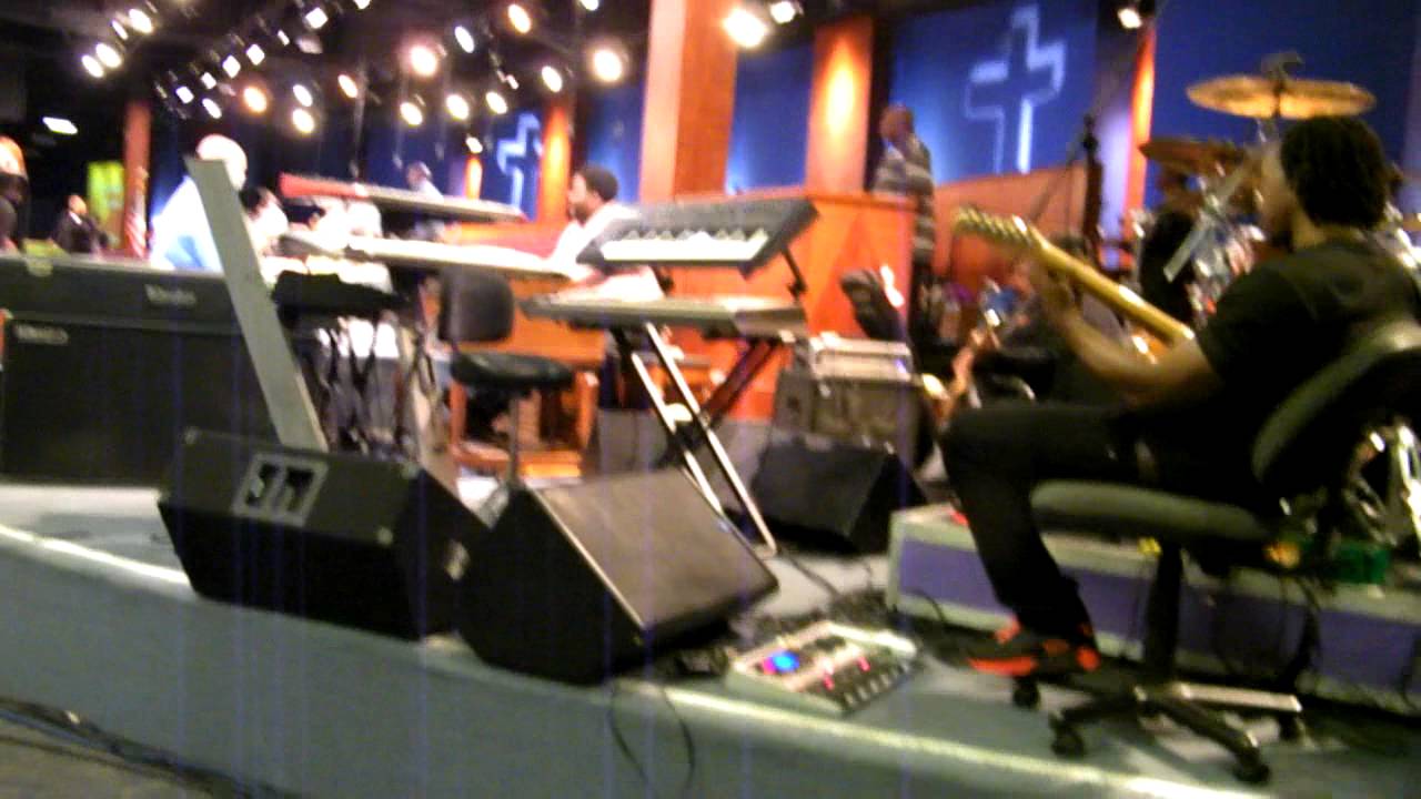Watch Me Praise Him- City of Refuge Band