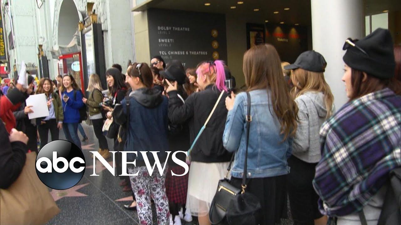 'Star Wars: The Force Awakens': Superfans Camp Out at Hollywood Premiere