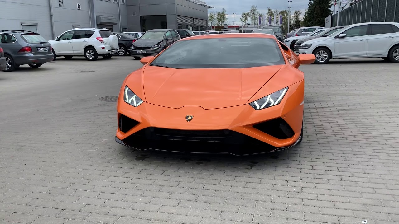 Lamborghini Huracan Evo RWD Arancio Borealis