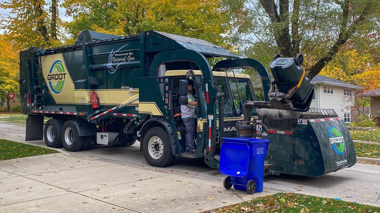 Fast Groot Mack LR McNeilus Meridian Curotto Can Garbage Truck