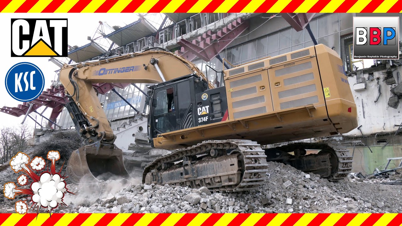 CATERPILLAR 374F: Abbruch / Demolition Wildparkstadion Karlsruhe, 09.03.2021.