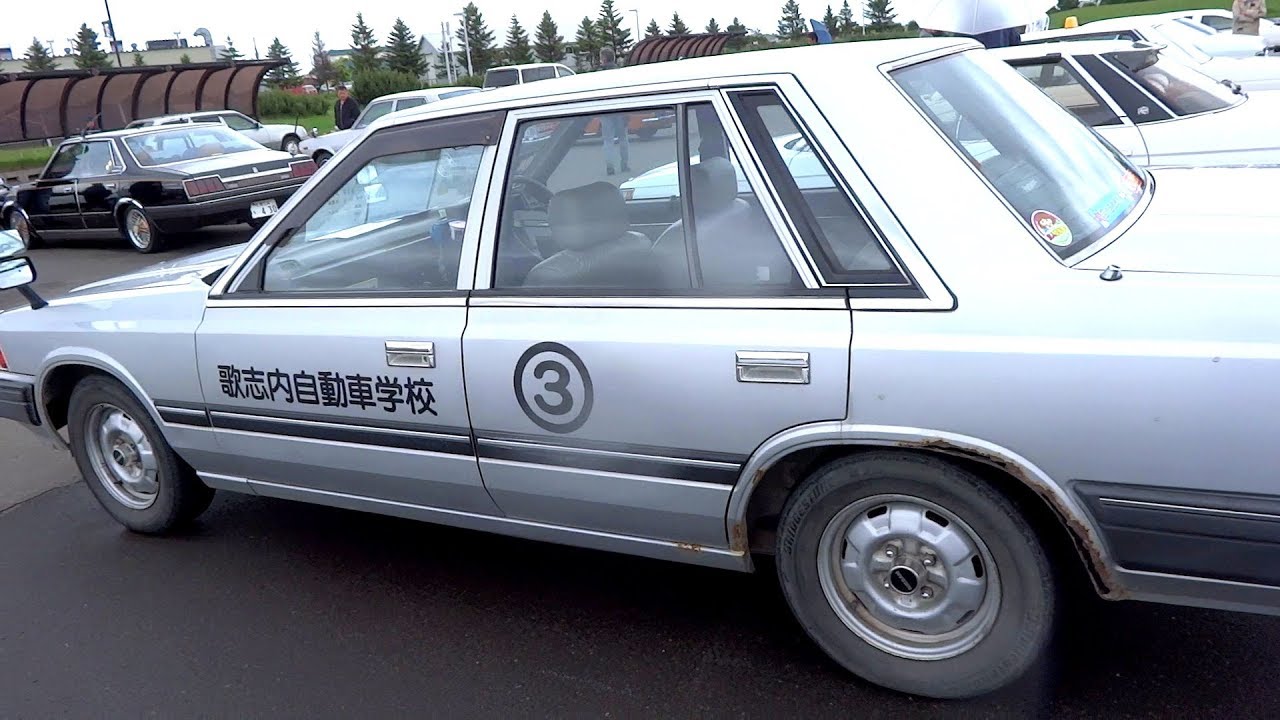 NISSAN LAUREL C32 1991　日産 ローレル C32 1991　自動車学校 元教習車