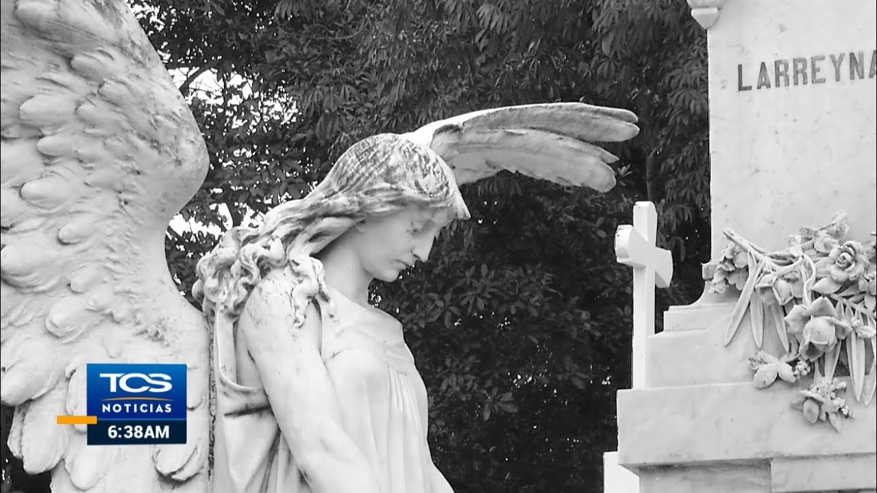 Los mausoleos del cementerio de Los Ilustres de San Salvador
