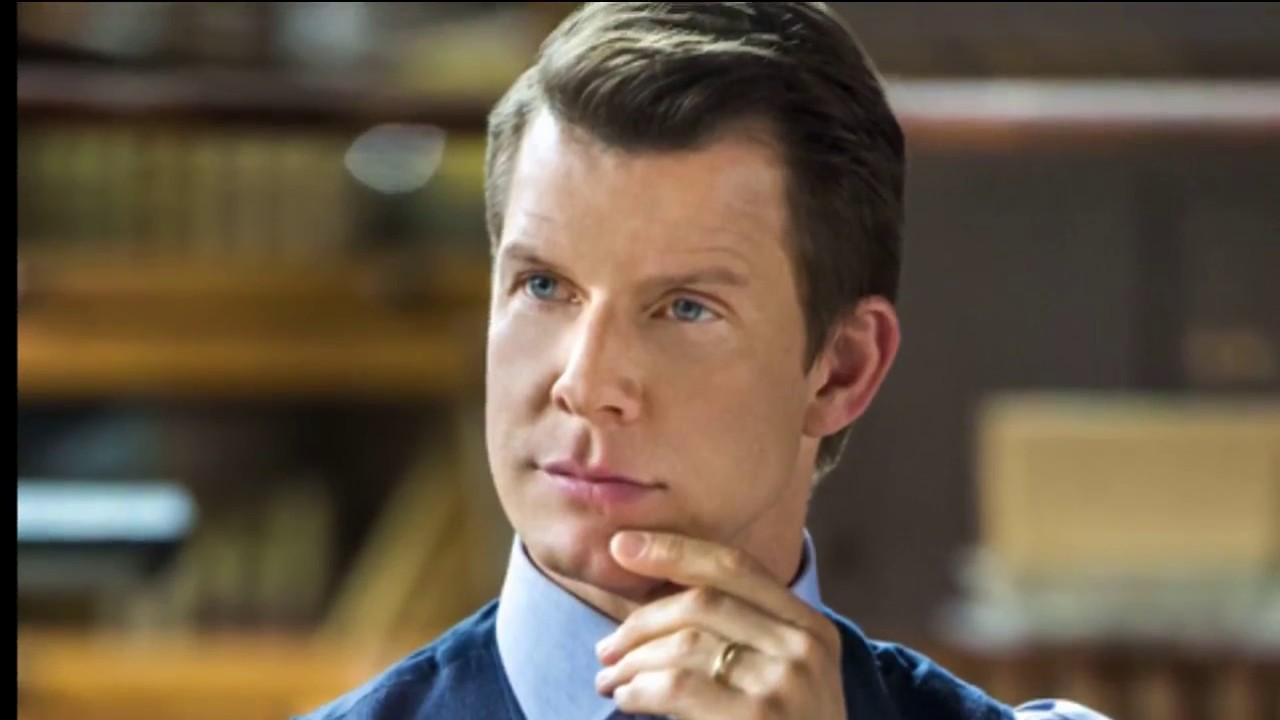 Eric Mabius A to Z