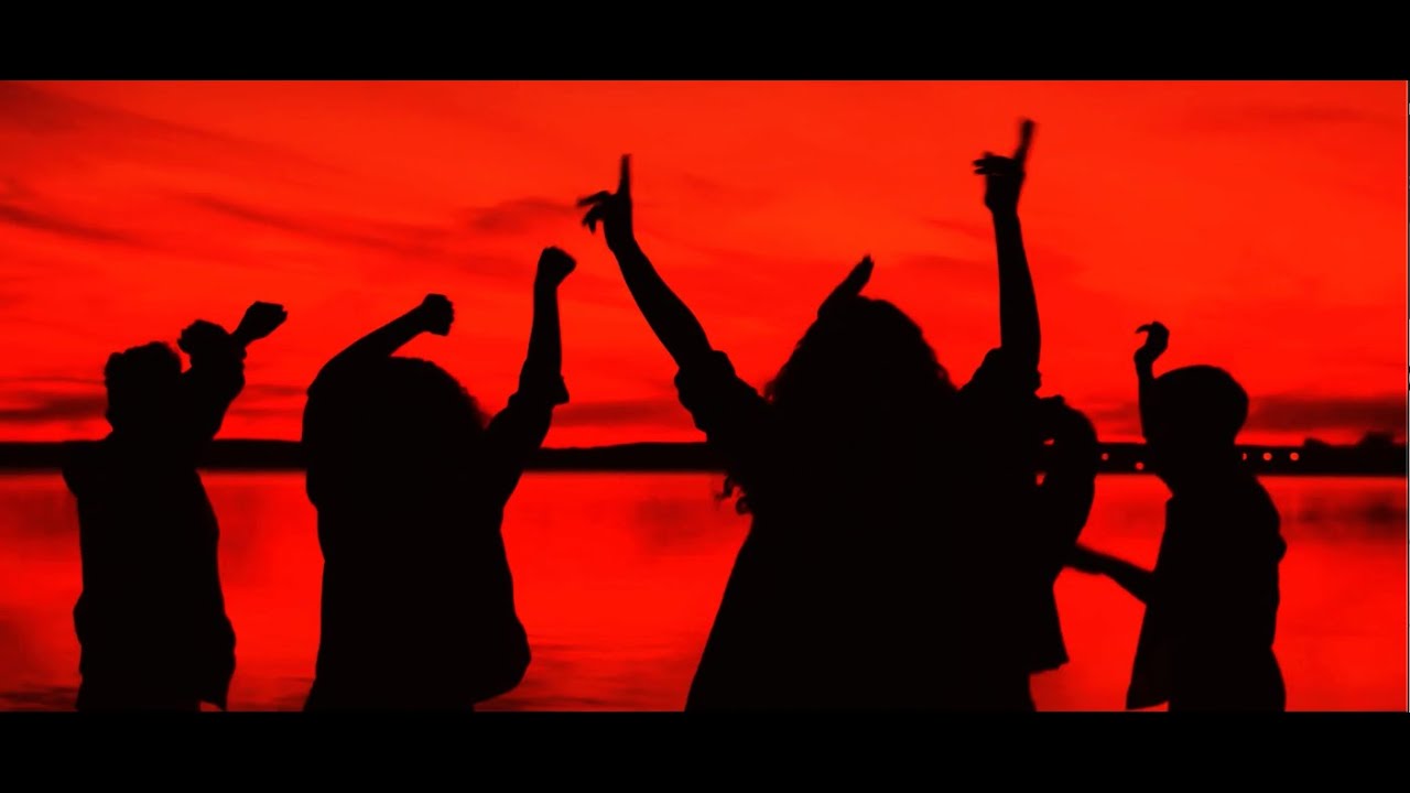 Black Sands - Fall For The Rhythm ft. KOOLKID, Ruhde & Rikki Lee (Official Lyric Video)