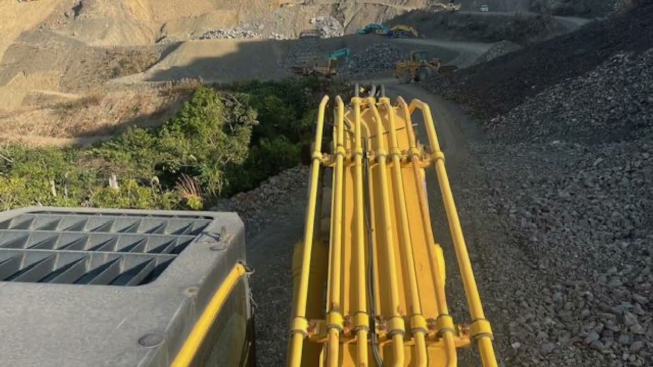 Komatsu Excavator, PC450‐10 (2016) For Sale