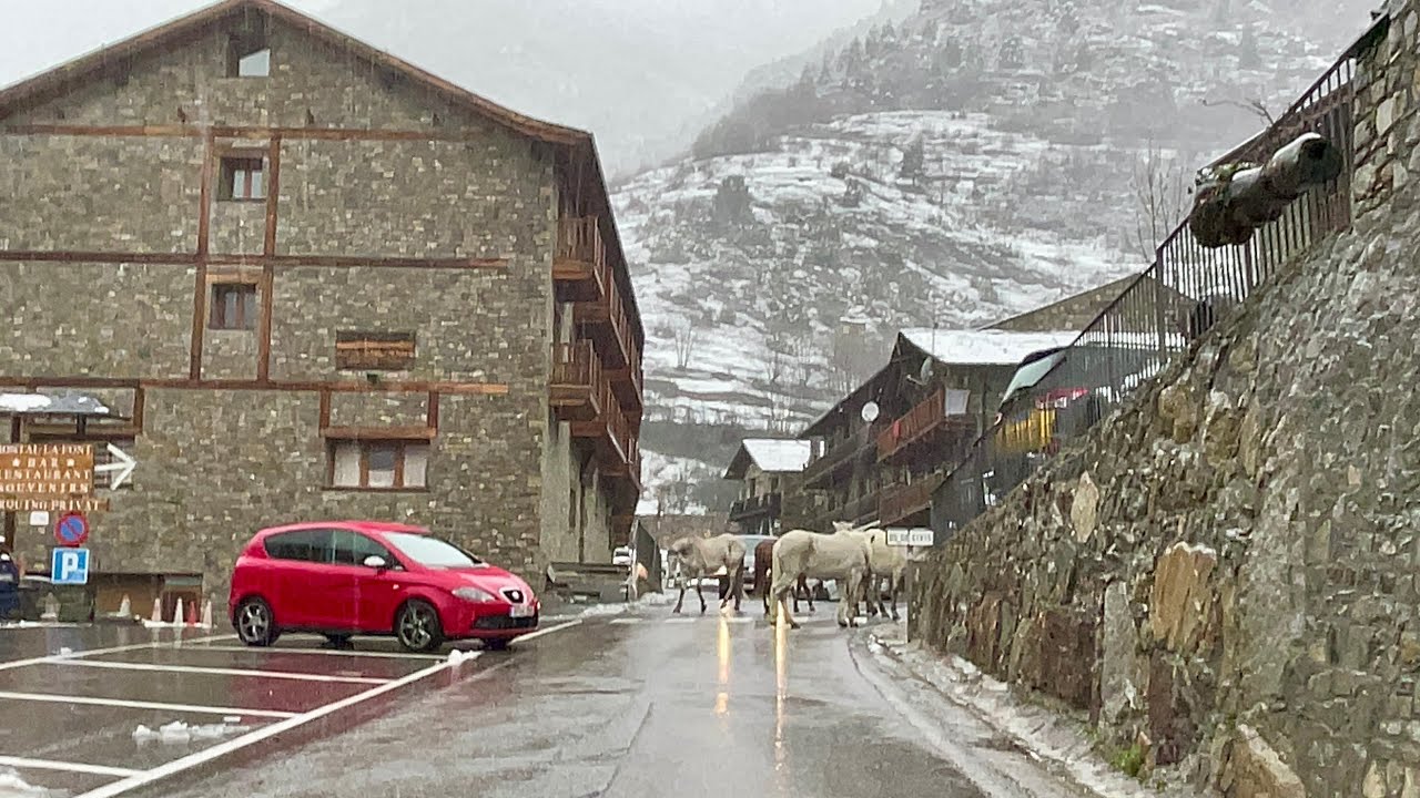Os de Civís Village in Spain