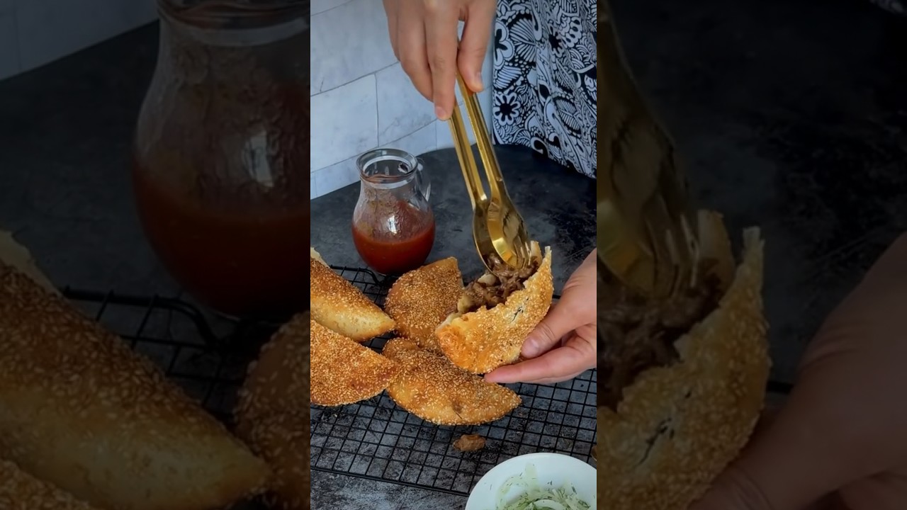 NON KABOB. Шашлык с лепёшкой. #kebab #шашлык #mazalitaomlar #uzbekfood #kitchen #delicious #yummy