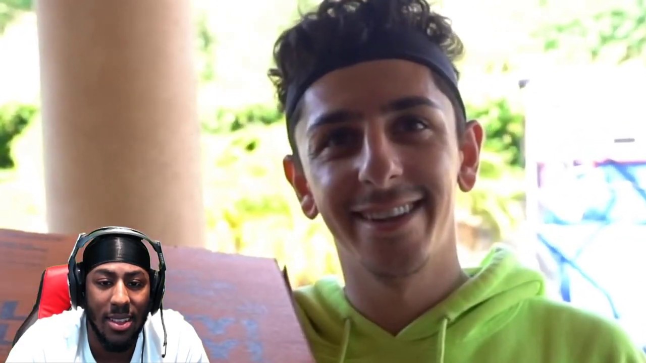 Delivering Pizza To Strangers, Then Paying Their Rent Reaction!!!