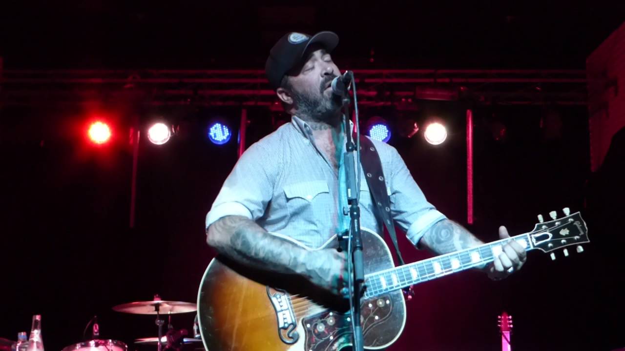 Aaron Lewis - Nutshell (Alice In Chains Cover) LIVE Corpus Christi Tx. 10/14/16