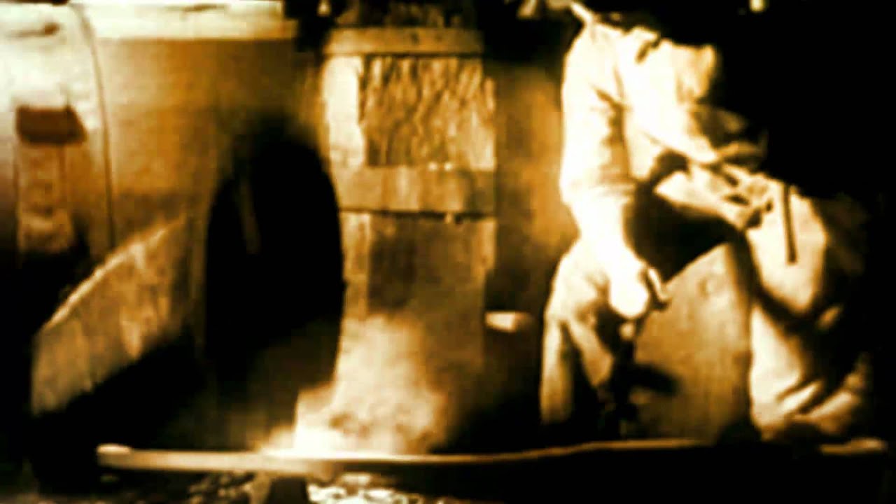 Crimes (MN) - 'Bathe' [Official Music Video]