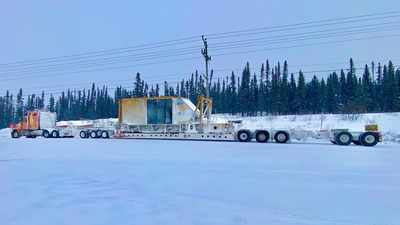 25 day adventure. Caterpillar 6640 engine compartment. Texas - Fermont 🤟
