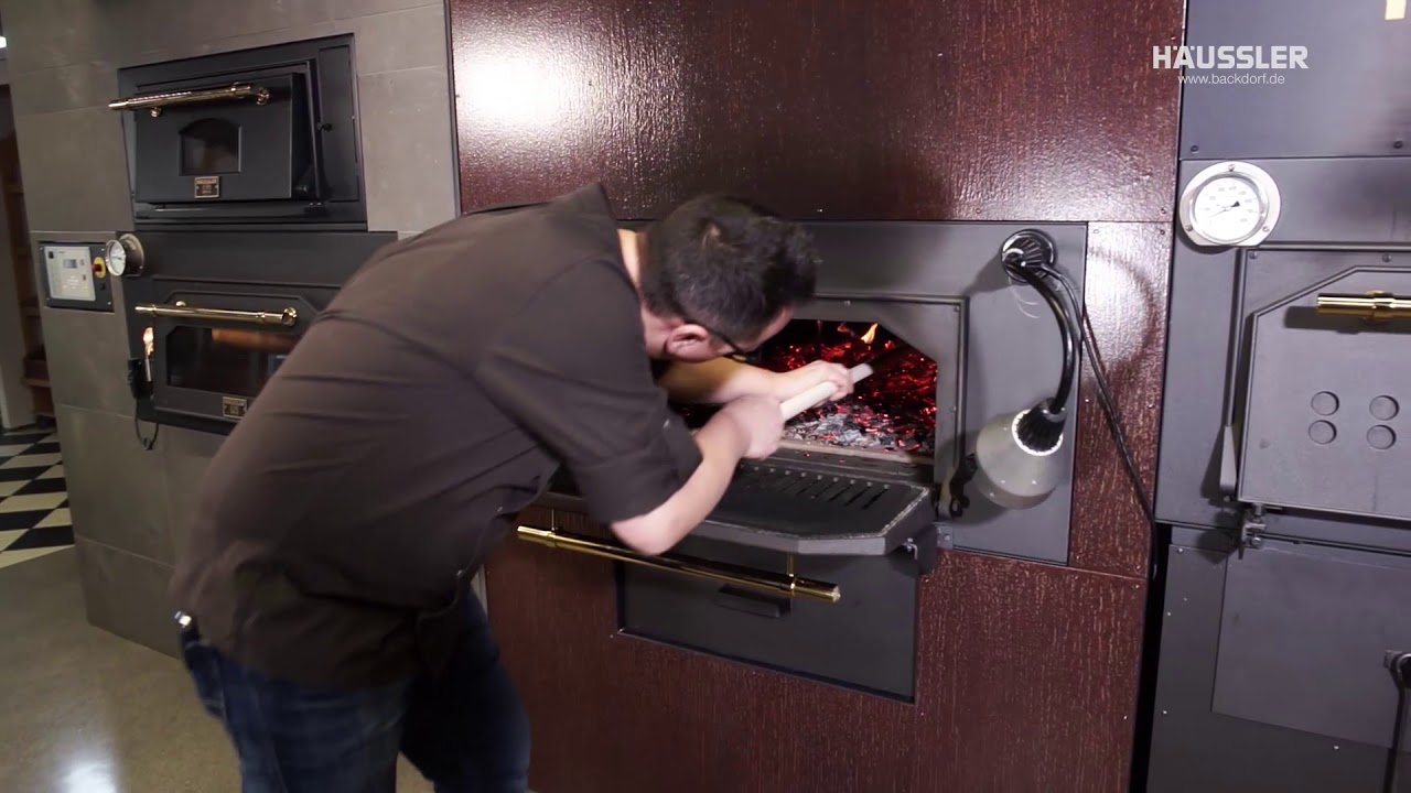 Arbeiten mit dem Holzbackofen HABO 15