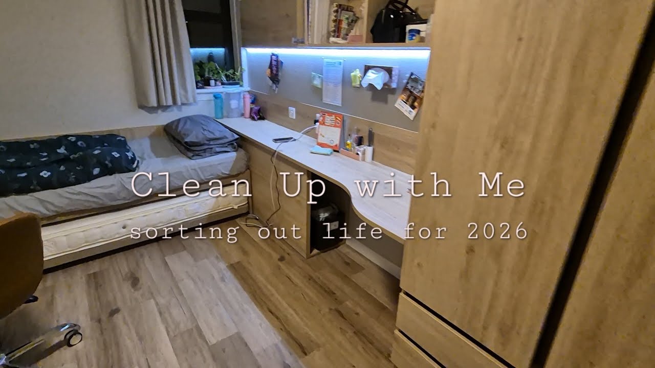 Clean Up with Me | cleaning toilets | clearing tables | cutting stems 🌱 | minor plant therapy 🪴