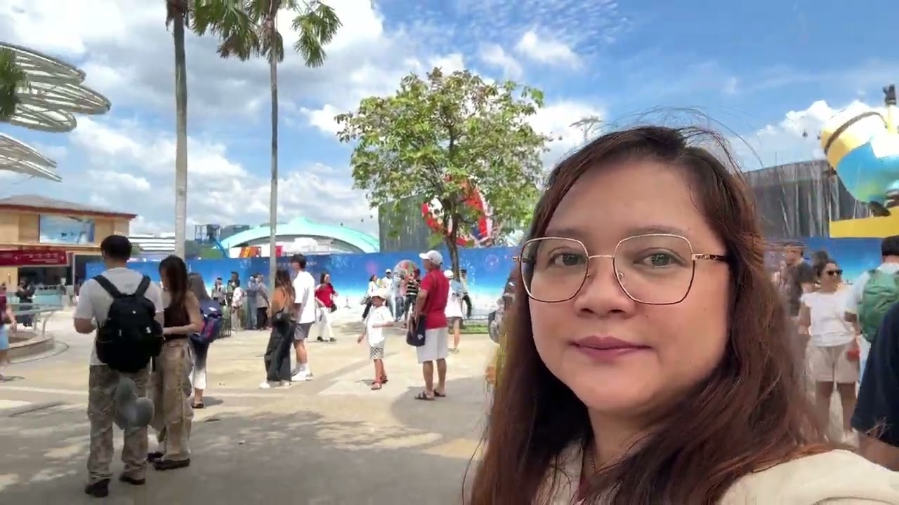 Traveling ke Singapore ||| naik monorel ke Sentosa Beach & Universal Studio 