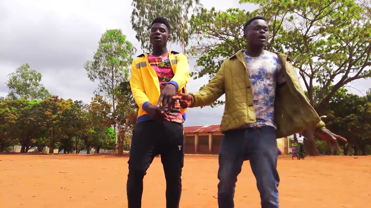 MR WILSON FT BIG  Z  MINIKWA  BY  JOHN FAY  4K   PRO